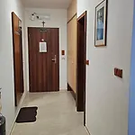 شقة Beata - Tatragolf, 2 Izb, Private Parking فيلكا لومنيكا